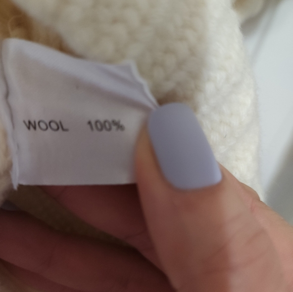 Anthropologie pom pom sweater - Picture 6 of 8